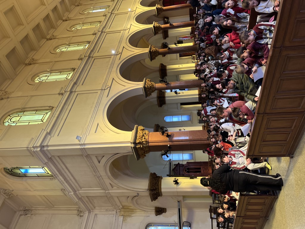Oración con Primaria en Catedral
