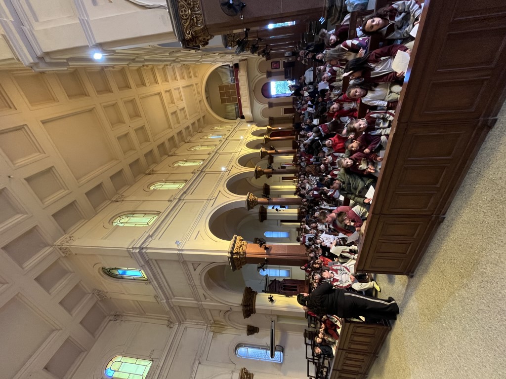 Oración con Primaria en Catedral